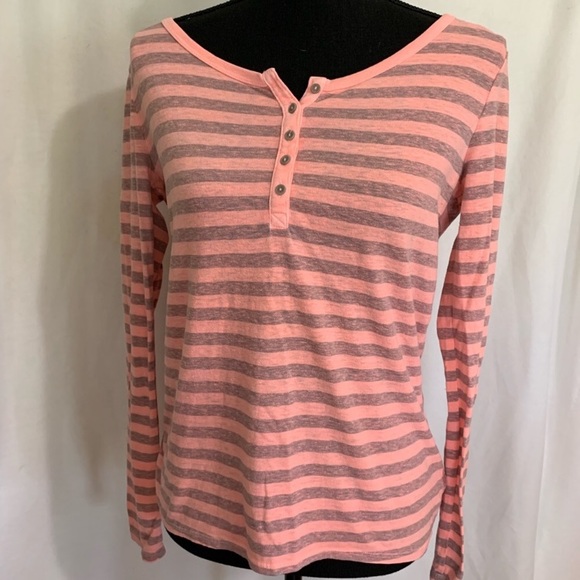 Mossimo Supply Co. Tops - Women’s MOSSIMO CO. long sleeve shirt